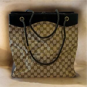 GUCCI GG Monogram Gifford Tote Bag